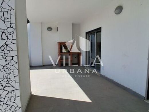 Luxury Apartment for sale in Seixal, 625 000 €, Photo 2