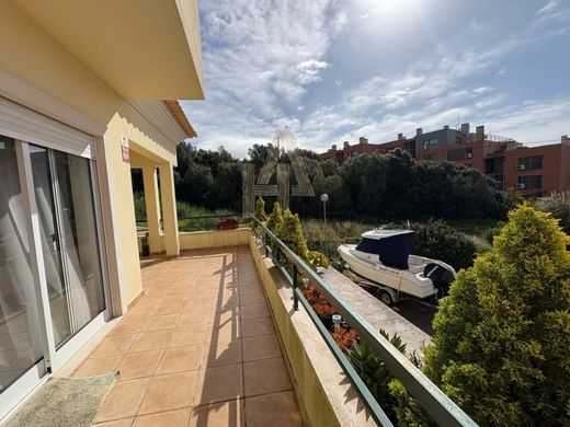Luxury House for sale in Sesimbra, 650 000 €, Photo 3