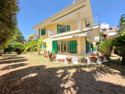 Maison de luxe à vendre à San Benedetto Del Tronto, 1 490 000 €, Photo 4