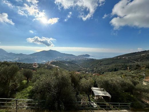 Maison de luxe à vendre à Sestri Levante, 800 000 €, Photo 1