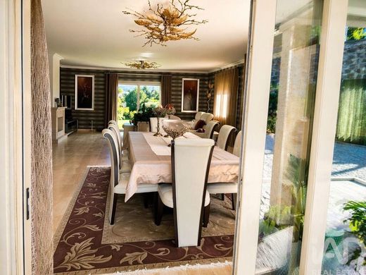 Maison de luxe à vendre à Vale, 650 000 €, Photo 2