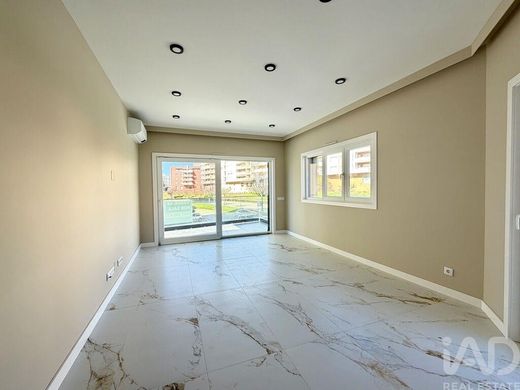 Appartement de luxe à vendre à Armação de Pêra, 410 000 €, Photo 3