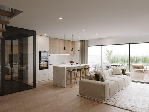 Maison de luxe à vendre à Coronado, 600 000 €, Photo 3