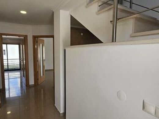 Maison de luxe à vendre à Almada, 695 000 €, Photo 4