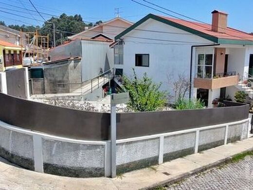 Luxury House for sale in Maia, 440 000 €, Photo 5