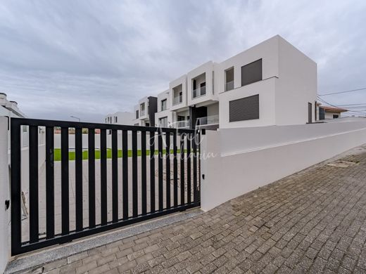 Luxury House for sale in Seixal, 695 000 €, Photo 2