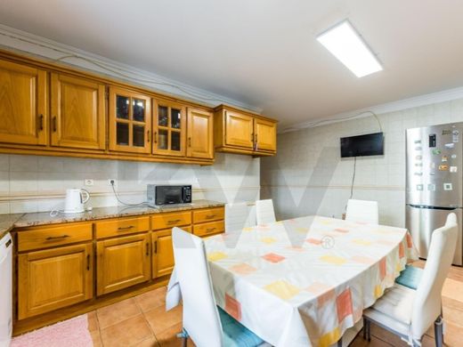 Maison de luxe à vendre à Azambuja, 400 000 €, Photo 2