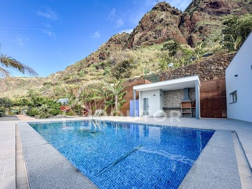 Luxury House for sale in Calheta, 1 150 000 €, Photo 2