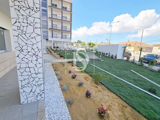 Luxury Apartment for sale in Seixal, 400 000 €, Photo 2