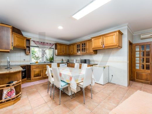 Maison de luxe à vendre à Azambuja, 400 000 €, Photo 3