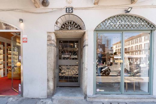 Appartement de luxe à vendre à Milan, 990 000 €, Photo 3