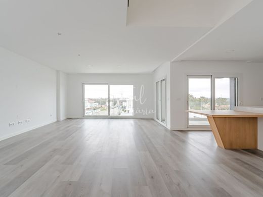 Luxury House for sale in Seixal, 765 000 €, Photo 4