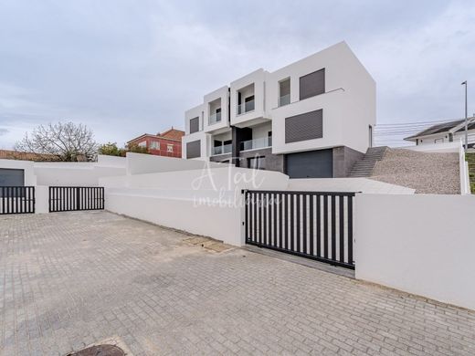 Luxury House for sale in Seixal, 765 000 €, Photo 5