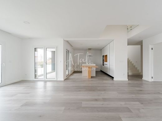 Luxury House for sale in Seixal, 765 000 €, Photo 6