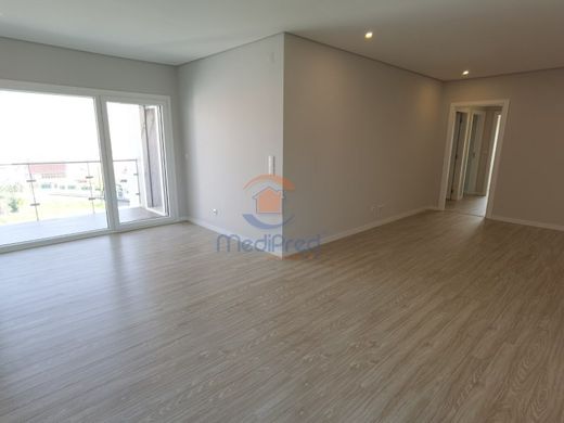 Luxury Apartment for sale in Odivelas, 445 000 €, Photo 1