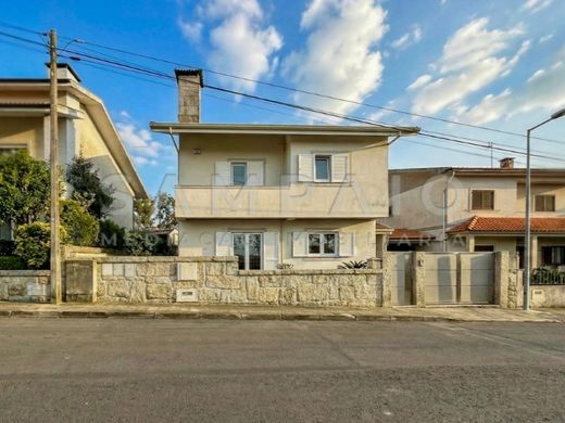 Maison de luxe à vendre à Gondomar, 430 000 €, Photo 1