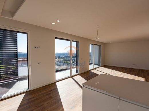 Appartement de luxe à vendre à Loures, 425 000 €, Photo 1