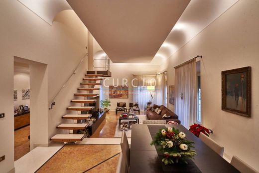 Luxury Apartment for sale in Forlì, 990 000 €, Photo 2
