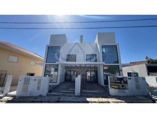Luxury House for sale in Loures, 740 000 €, Photo 2