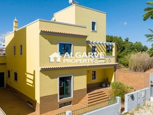 Maison de luxe à vendre à Quelfes, 850 000 €, Photo 2