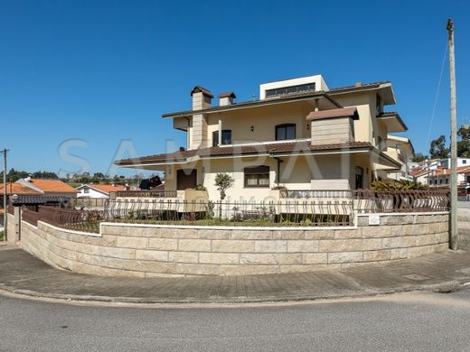 Maison de luxe à vendre à Gondomar, 699 000 €, Photo 3