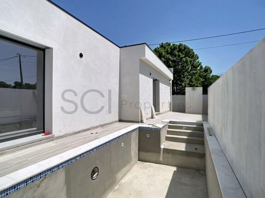 Luxury House for sale in Seixal, 570 000 €, Photo 3