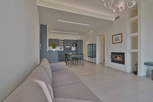 Luxury Apartment for sale in Borgio, 440 000 €, Photo 4