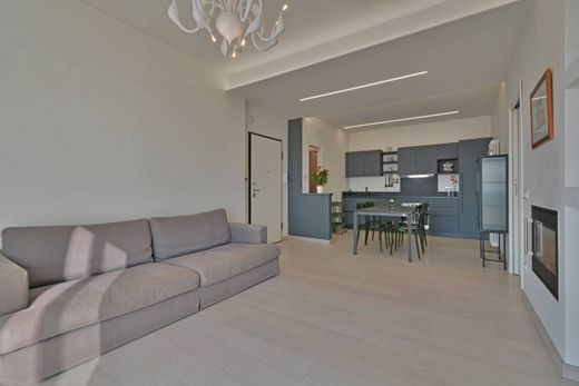 Luxury Apartment for sale in Borgio, 440 000 €, Photo 5