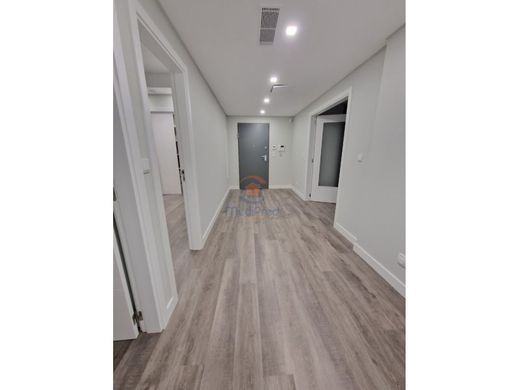 Luxury Apartment for sale in Odivelas, 475 000 €, Photo 7