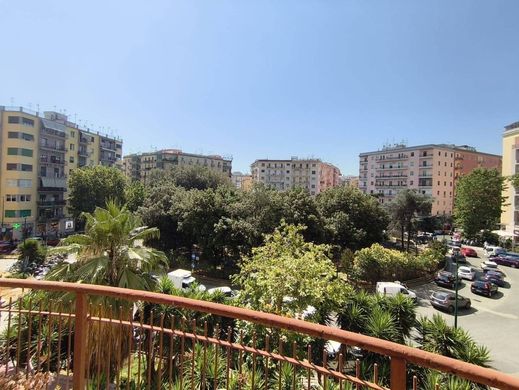 Appartement de luxe à vendre à Naples, 730 000 €, Photo 2