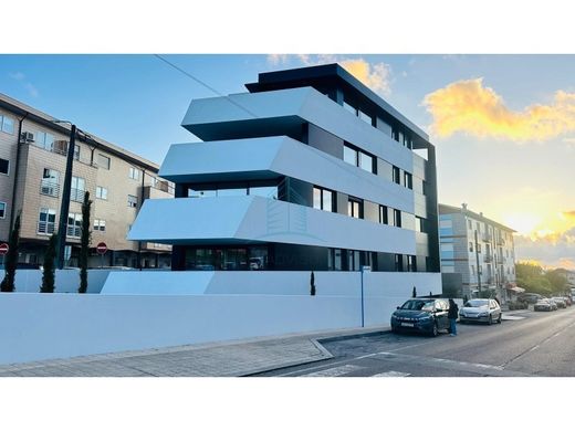 Luxury Apartment for sale in Gondomar, 558 000 €, Photo 2