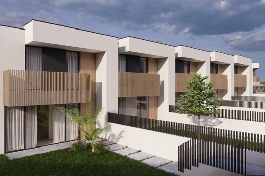 Maison de luxe à vendre à Arcos de Valdevez, 475 000 €, Photo 2