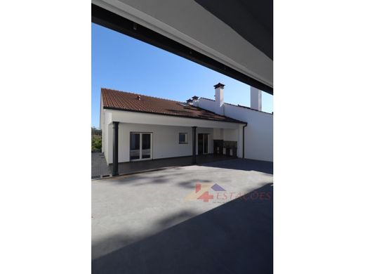 Maison de luxe à vendre à Pombal, 400 000 €, Photo 3