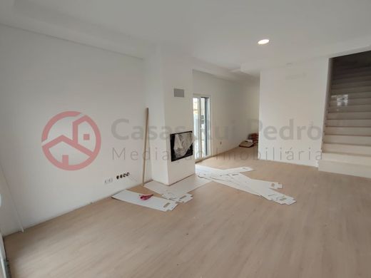 Maison de luxe à vendre à Seixal, 480 000 €, Photo 3