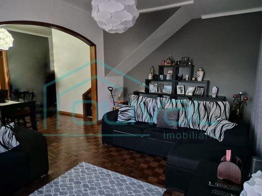 Maison de luxe à vendre à Benavente, 450 000 €, Photo 3