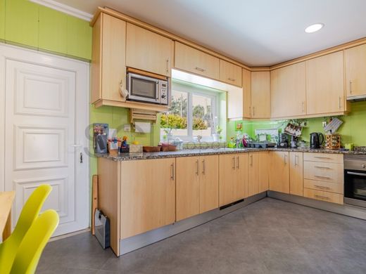 Maison de luxe à vendre à Aroeira, 680 000 €, Photo 6