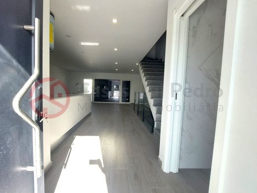 Maison de luxe à vendre à Seixal, 555 000 €, Photo 6