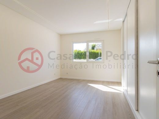 Luxury House for sale in Seixal, 435 000 €, Photo 7