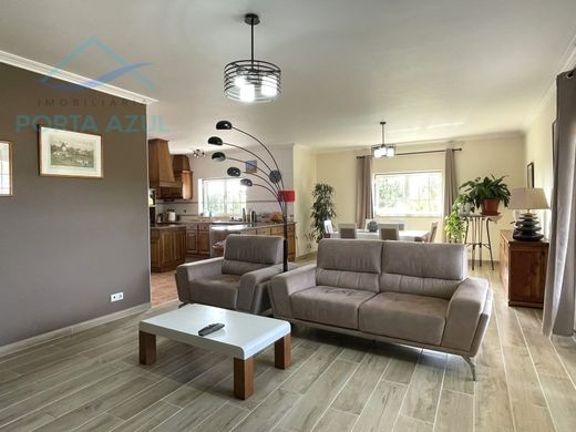 Maison de luxe à vendre à Nazaré, 410 000 €, Photo 2