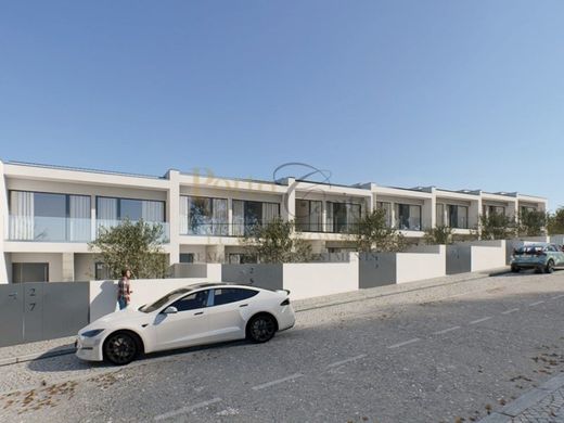 Maison de luxe à vendre à Gondomar, 590 000 €, Photo 2