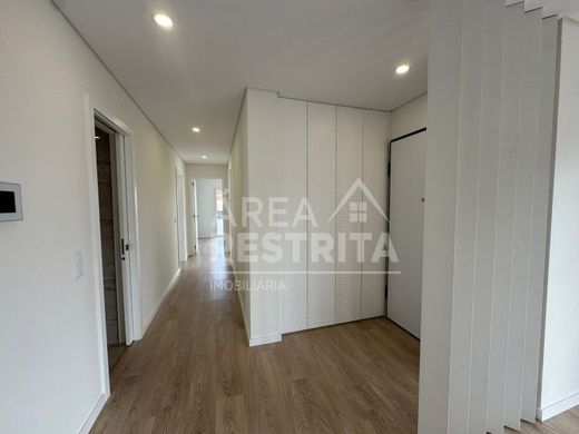 Luxury House for sale in Seixal, 550 000 €, Photo 2