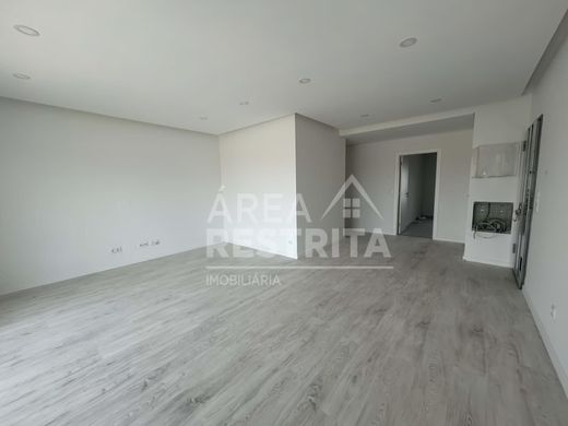 Appartement de luxe à vendre à Seixal, 450 000 €, Photo 3