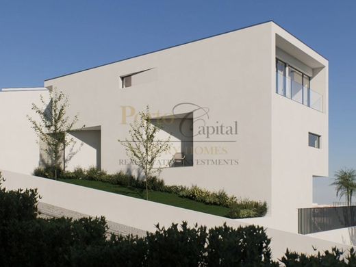 Maison de luxe à vendre à Gondomar, 630 000 €, Photo 3