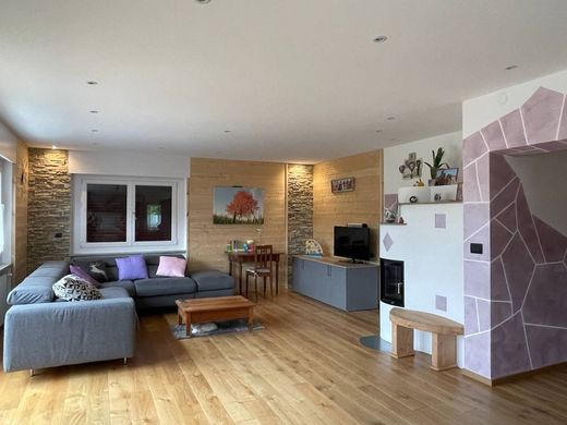 Maison de luxe à vendre à Romeno, 650 000 €, Photo 3