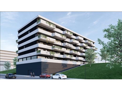 Luxury Apartment for sale in Valongo, 475 000 €, Photo 4