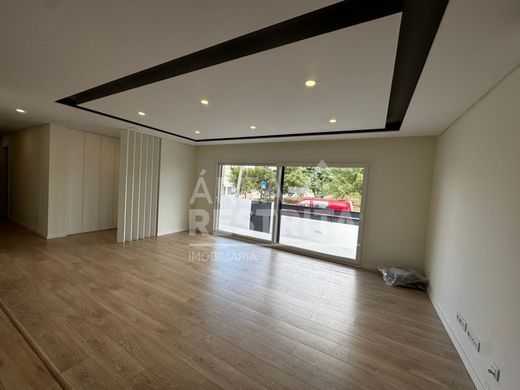 Luxury House for sale in Seixal, 550 000 €, Photo 4