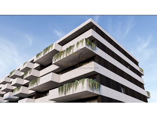 Luxury Apartment for sale in Valongo, 475 000 €, Photo 5