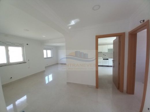 Luxury House for sale in Seixal, 445 000 €, Photo 5