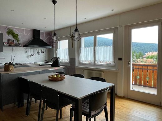 Maison de luxe à vendre à Romeno, 650 000 €, Photo 6