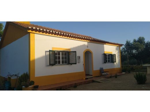 Luxury House for sale in Borba, 498 000 €, Photo 2